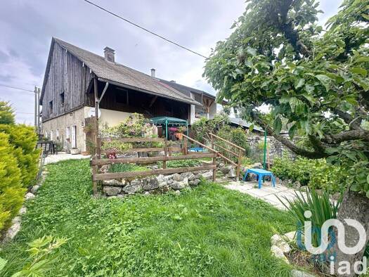 Maison à vendre 319 000 € 5 pièces 3 chambres 168 m² 526 m² de terrain Reyvroz 74200