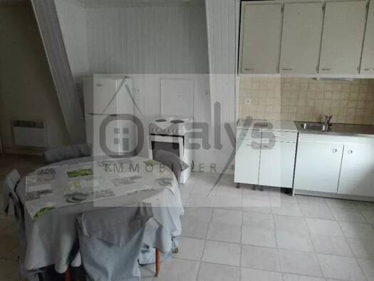 Appartement à louer 475 € 2 pièces 1 chambre 57,1 m² Étage 2/2 Sud Ouest Aire-sur-la-Lys 62120
