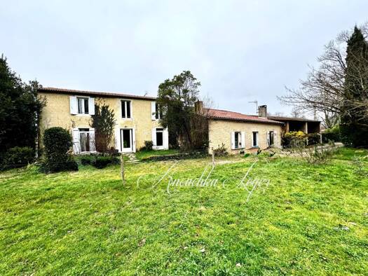 Ferme équestre à vendre 700 000 € 418 m² 120 696 m² de terrain Langon 33210