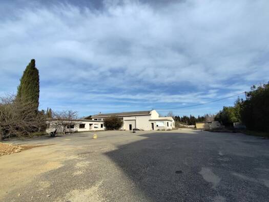 Espace bureau à vendre 483 000 € Durance-Baigne Pieds-Hôpital Avignon 84000