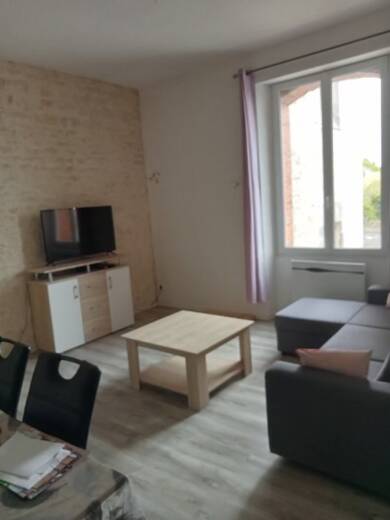 Appartement à louer 590 € 3 pièces 2 chambres 50 m² 1er étage Centre Urbain Luçon 85400