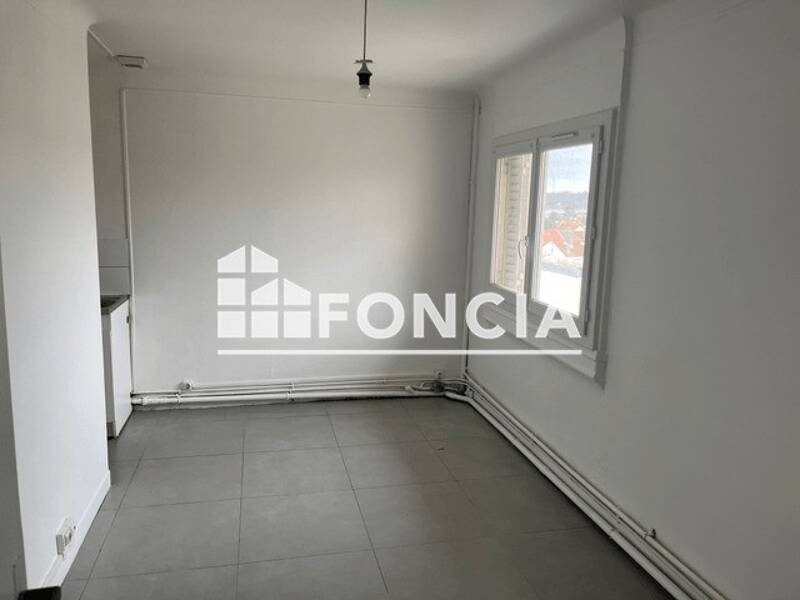 Maison à louer, 24m², CORBEIL ESSONNES