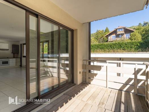 Appartement à vendre 269 000 € 3 pièces 2 chambres 59 m² Étage 1/3 Lucinges 74380