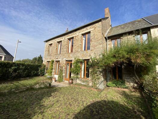 Maison à vendre 246 500 € 5 pièces 3 chambres 125 m² 270 m² de terrain Condé-en-Normandie 14770