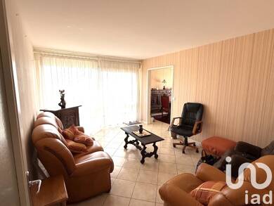 Appartement à vendre 117 500 € 4 pièces 2 chambres 81 m² Dernier étage, Étage 10/10 Croix Blanche-Plein Ciel-Nord Est Le Mée-sur-Seine 77350