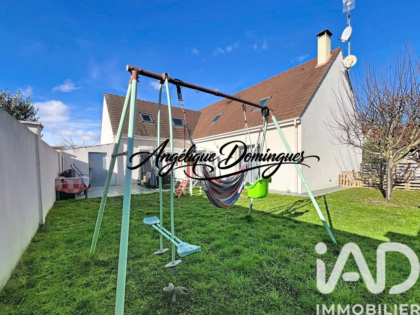 Maison à vendre, 242m², MEZIERES SUR SEINE