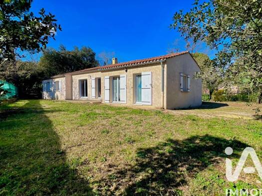 Maison de plain-pied à vendre 329 000 € 5 pièces 3 chambres 126 m² 1 329 m² de terrain Suze-la-Rousse 26790