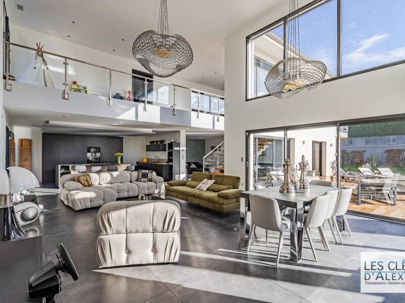 Maison à vendre, 291m², NEYRON