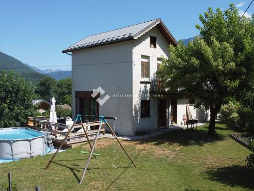 Maison à vendre 250 000 € 6 pièces 3 chambres 84,9 m² Argentine 73220