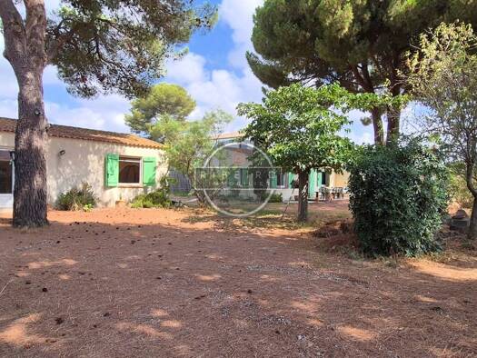 Maison de plain-pied à vendre 462 000 € 4 pièces 3 chambres 104 m² 1 079 m² de terrain Le Grau d'Agde Agde 34300