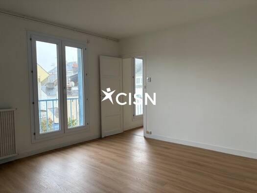 Appartement à louer 629 € 2 pièces 1 chambre 35 m² 2ème étage Saint-Nazaire 44600