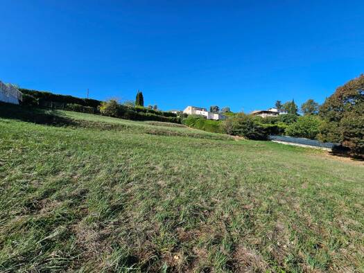 Terrain constructible à vendre 445 000 € 2 757 m² de terrain Auribeau-sur-Siagne 06810