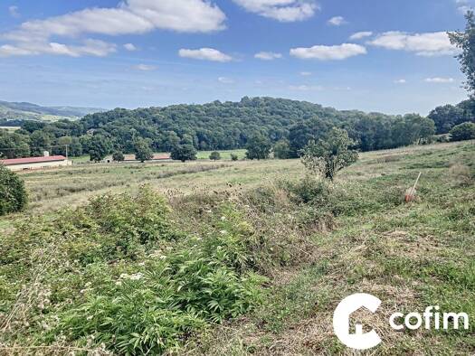 Terrain constructible à vendre 25 500 € 2 535 m² de terrain Garlin 64330