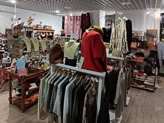 Boutique à vendre 167 900 € 95 m² de surface de vente Ouest Vedène 84270