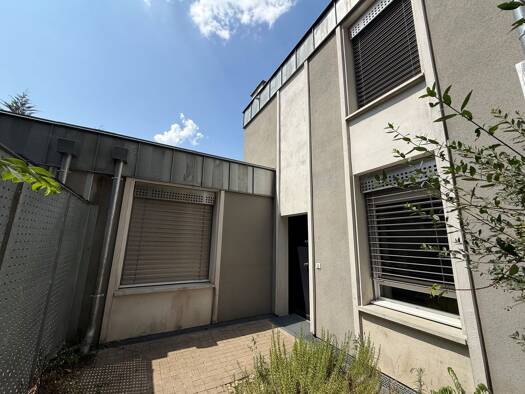 Appartement à louer 1 550 € 5 pièces 4 chambres 100 m² RDC Cyprian Villeurbanne 69100