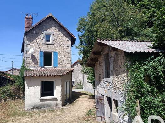 Maison à vendre 129 000 € 7 pièces 4 chambres 120 m² 2 050 m² de terrain Oradour-sur-Glane 87520