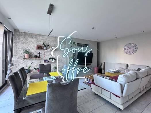 Appartement à vendre 169 000 € 2 pièces 1 chambre 53,1 m² Étage 2/5 Pau 64000