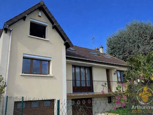 Maison à vendre 499 500 € 7 pièces 4 chambres 139,3 m² 530 m² de terrain Chelles 77500