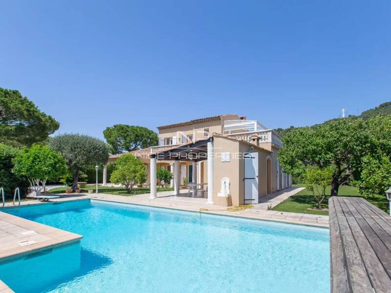 Maison à vendre, 200m², VILLEFRANCHE SUR MER