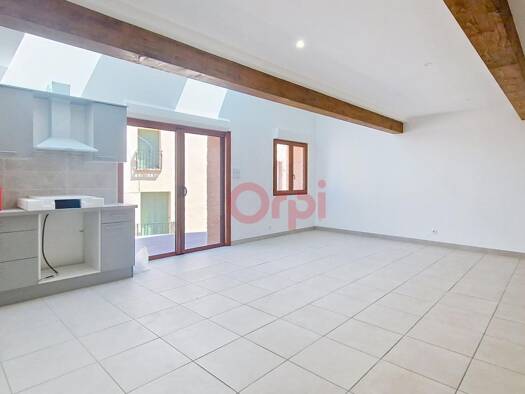 Duplex à louer 850 € 3 pièces 2 chambres 83,2 m² 1er étage Saint-Féliu-d'Avall 66170