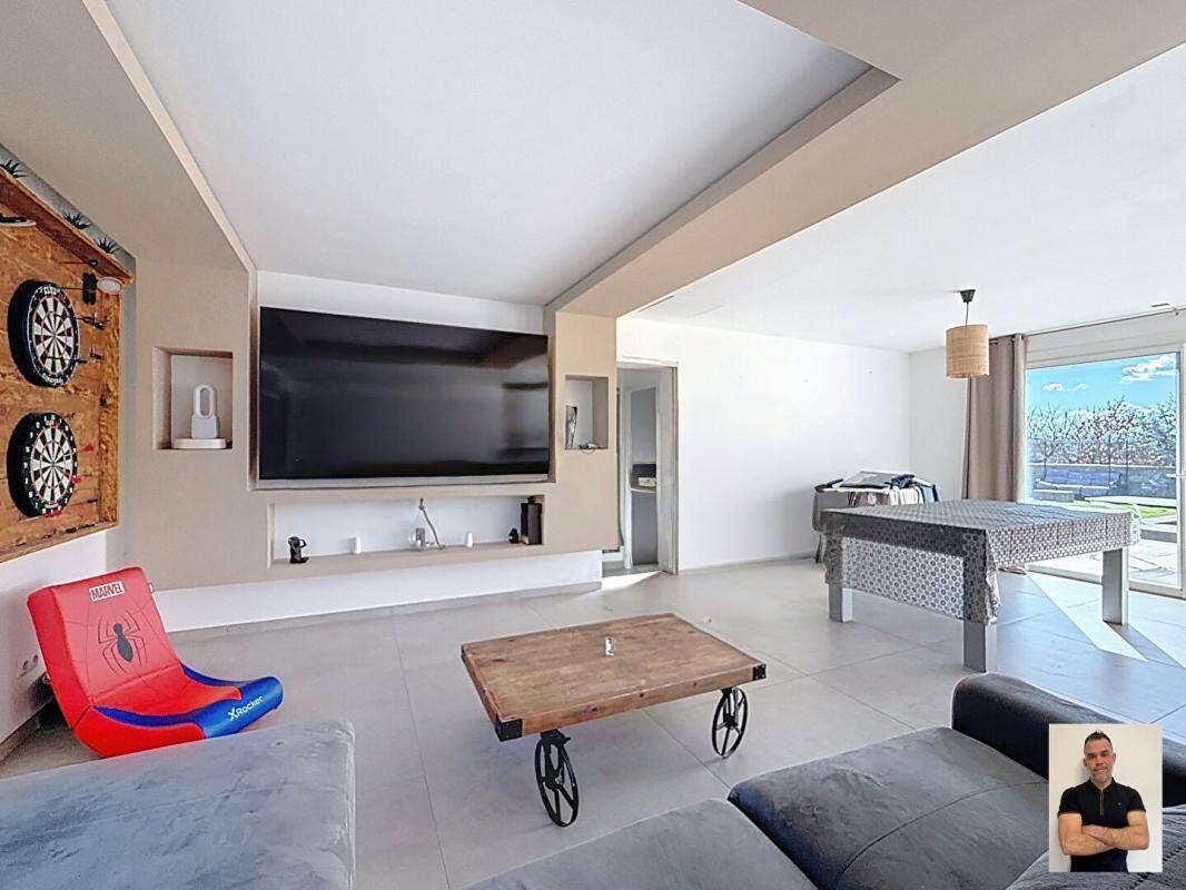 Maison à vendre, 162m², SAINTE ANASTASIE SUR ISSOLE