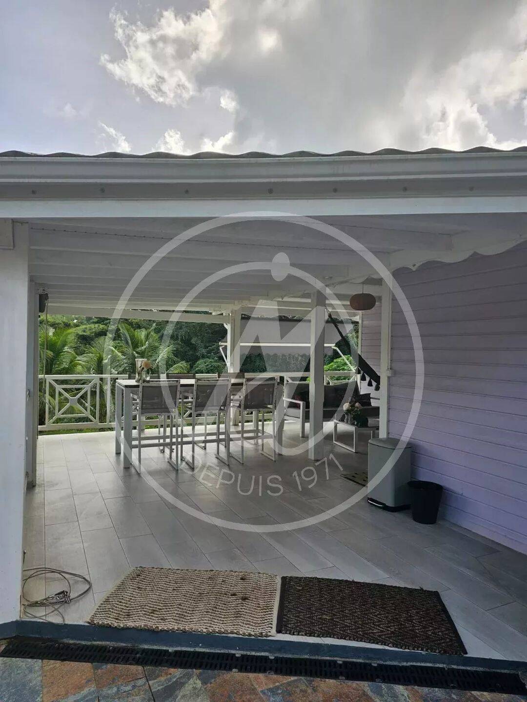 Maison à louer, 76m², PETIT BOURG