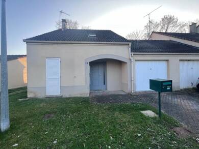 Maison à louer 1 016 € 3 pièces 2 chambres 76,2 m² 150 m² de terrain Lacroix-Saint-Ouen 60610
