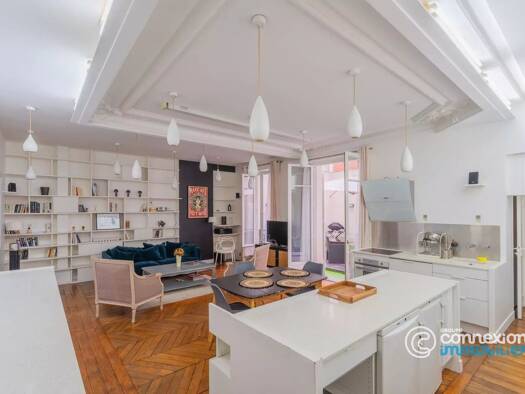 Appartement à vendre 845 000 € 4 pièces 2 chambres 72 m² RDC/6 Legendre-Lévis Paris 17ème arrondissement 75017