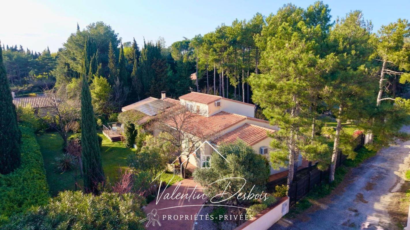 Maison à vendre, 160m², VILLEMOUSTAUSSOU