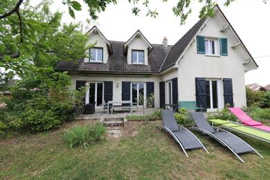 Maison à vendre 173 600 € 5 pièces 4 chambres 139 m² 1 241 m² de terrain Châtillon-Coligny 45230
