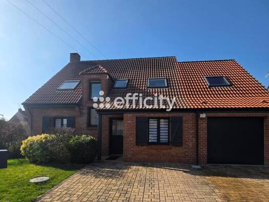 Maison de plain-pied à vendre 415 000 € 8 pièces 4 chambres 140,92 m² 559 m² de terrain Gondecourt 59147
