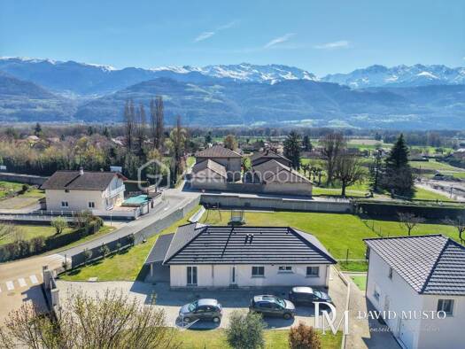 Maison de plain-pied à vendre 499 000 € 5 pièces 3 chambres 108 m² 1 781 m² de terrain Lumbin 38660
