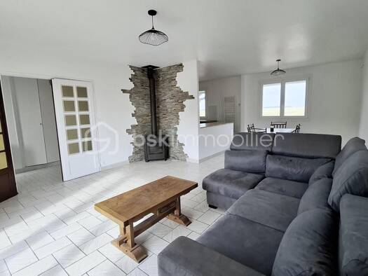 Maison de plain-pied à vendre 191 000 € 4 pièces 3 chambres 90 m² 1 000 m² de terrain Aschères-le-Marché 45170