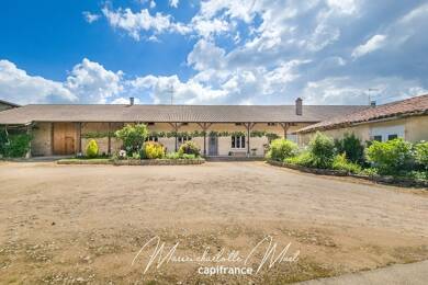 Maison à vendre 299 900 € 5 pièces 3 chambres 135 m² 4 156 m² de terrain Pont-de-Vaux 01190