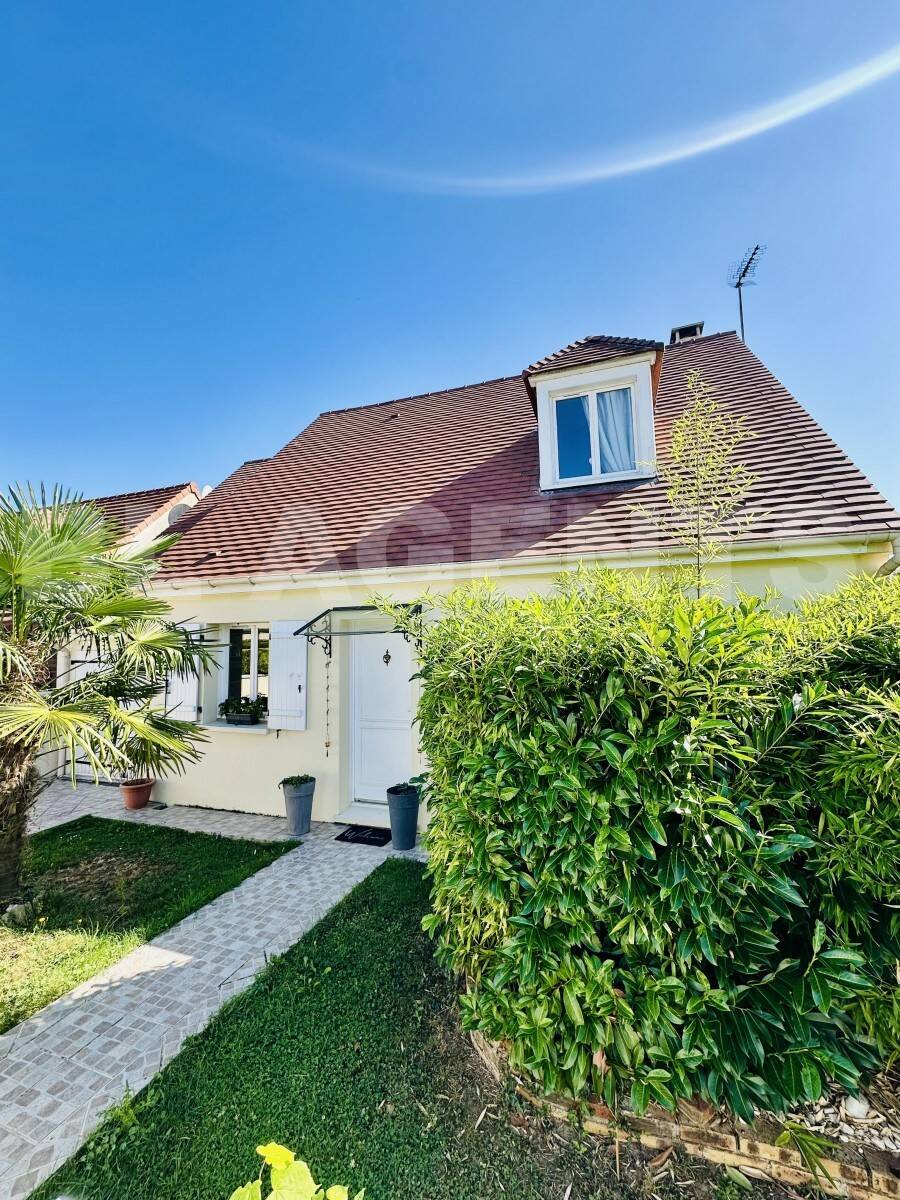 Maison à vendre, 110m², SAINT GERMAIN SUR MORIN