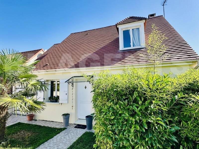 Maison à vendre, 110m², SAINT GERMAIN SUR MORIN