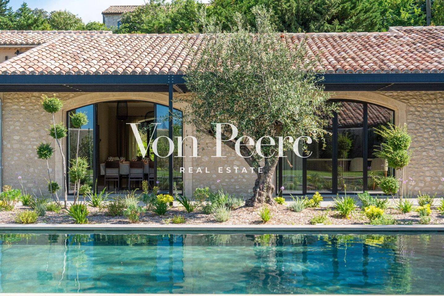 Maison à vendre, 380m², MAUSSANE LES ALPILLES