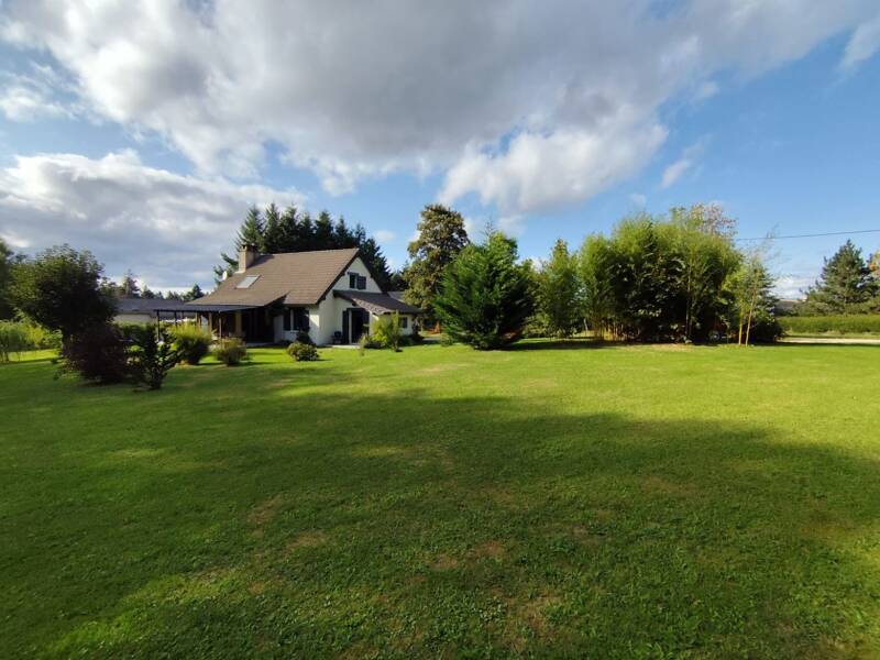 Maison à vendre, 110m², LE CHAMBON SUR LIGNON