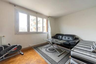 Appartement à vendre 150 000 € 3 pièces 2 chambres 58 m² Étage 2/5 Centre Les Clayes-sous-Bois 78340