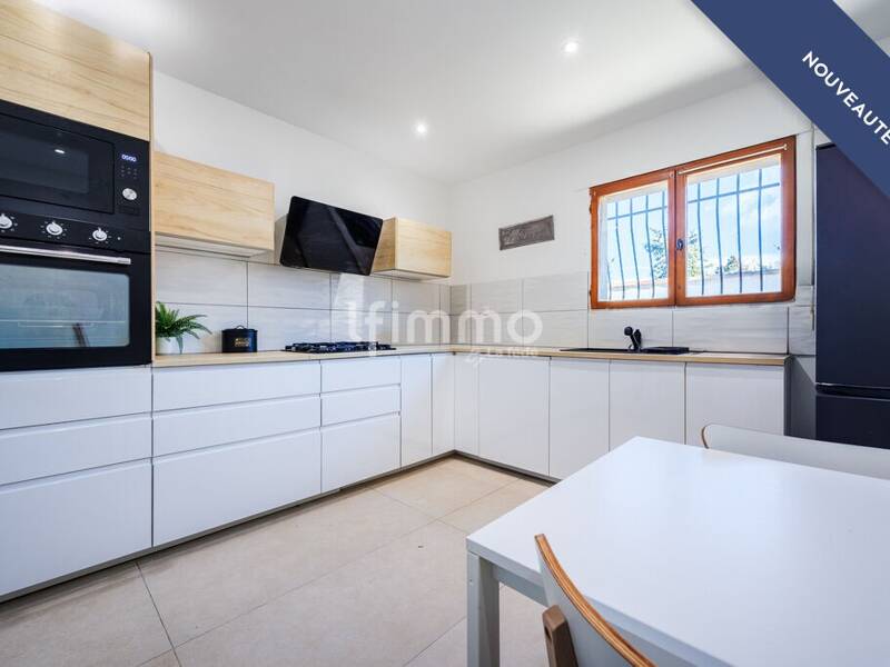 Maison à vendre, 179m², CARNOUX EN PROVENCE