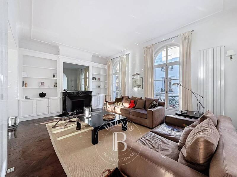 Maison à louer, 300m², NEUILLY SUR SEINE