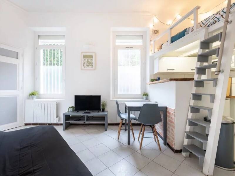 Maison à louer, 18m², MARSEILLE 5E