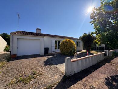 Maison de plain-pied à vendre 199 750 € 3 pièces 2 chambres 83 m² 307 m² de terrain Partie Est Campagne-Agglomeration Aizenay 85190