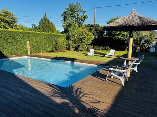 Villa à vendre 750 000 € 4 pièces 2 chambres 125 m² 839 m² de terrain La Hume Gujan-Mestras 33470