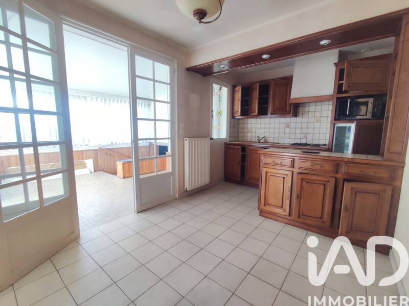 Maison à vendre, 204m², MONTRELAIS