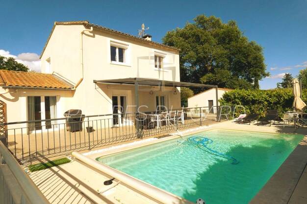 Villa à vendre 329 000 € 5 pièces 3 chambres 102 m² 865 m² de terrain Brignon 30190