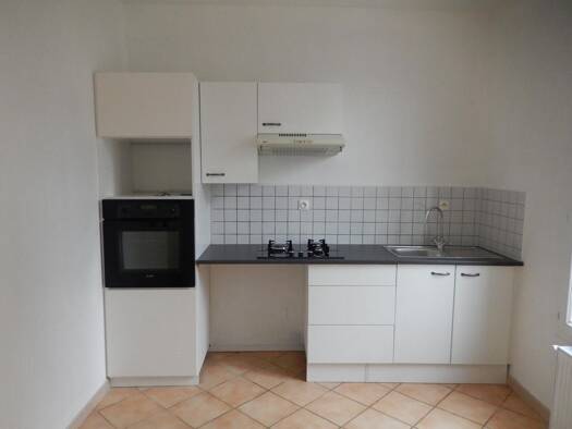 Appartement à louer 1 300 € 4 pièces 3 chambres 76 m² Bernard de Palissy Villeneuve-Saint-Georges 94190