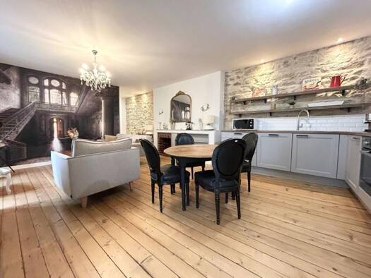Appartement à vendre 395 200 € 3 pièces 2 chambres 66 m² Étage 1/3 Ouest Péri-Centre Ville Vannes 56000