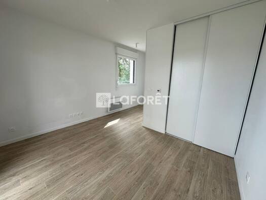 Appartement à louer 377 € 1 pièce 21 m² Étage 2/2 Saint-Jean-d'Illac 33127