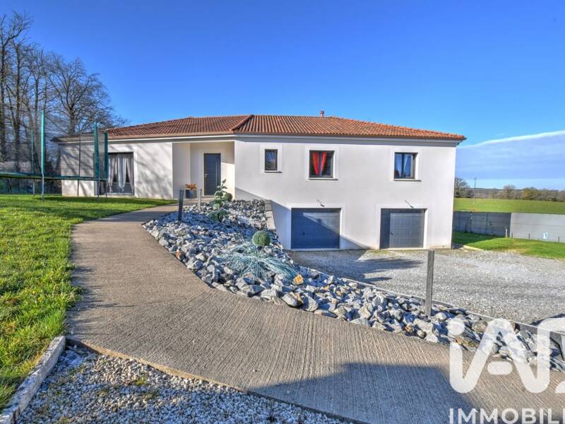 Maison à vendre, 137m², SAINT LEONARD DE NOBLAT